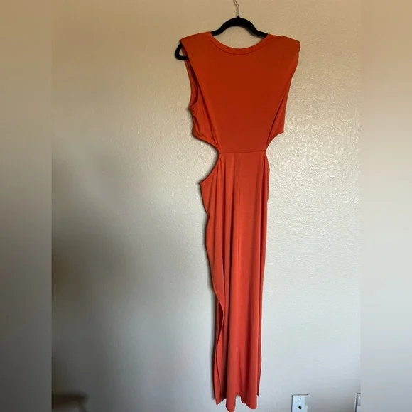Prinbara Women’s side cut out maxi dress in Orange size Large - Picture 3 of 11